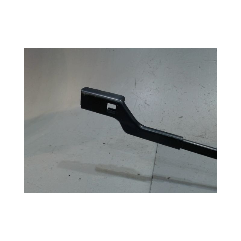 BRAS ESSUIE-GLACE AVANT DROIT SKODA FABIA