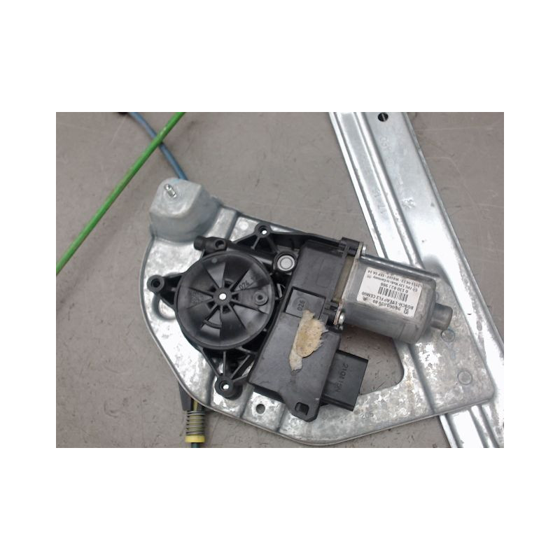 MECANISME LEVE-GLACE AVANT GAUCHE PEUGEOT 208