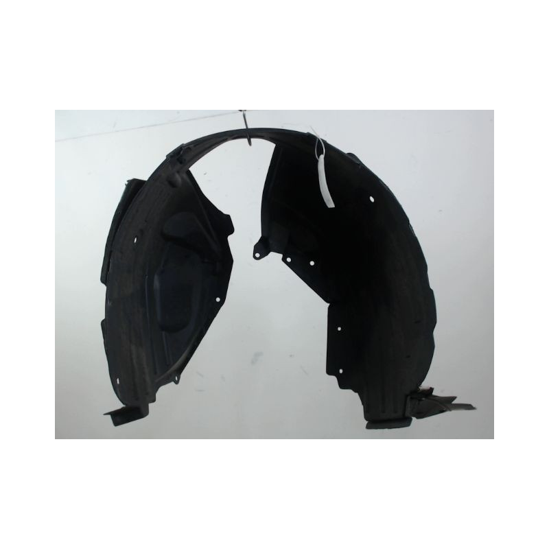 PARE-BOUE AVANT DROIT NISSAN QASHQAI