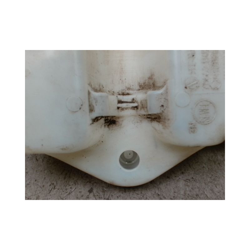 RESERVOIR LAVE-GLACE AVANT PEUGEOT 807