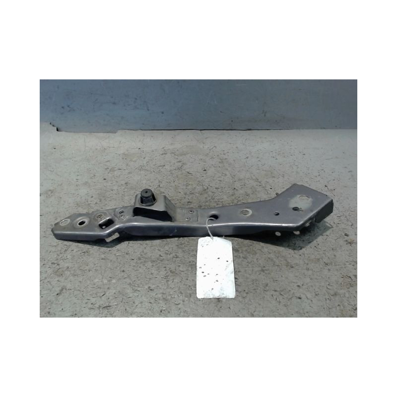 SUPPORT PHARE DROIT RENAULT MEGANE III ESTATE 09-