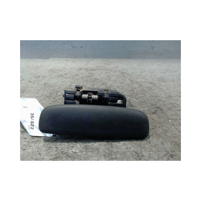 POIGNEE EXTERIEURE PORTE ARRIERE DROIT CITROEN SAXO -99