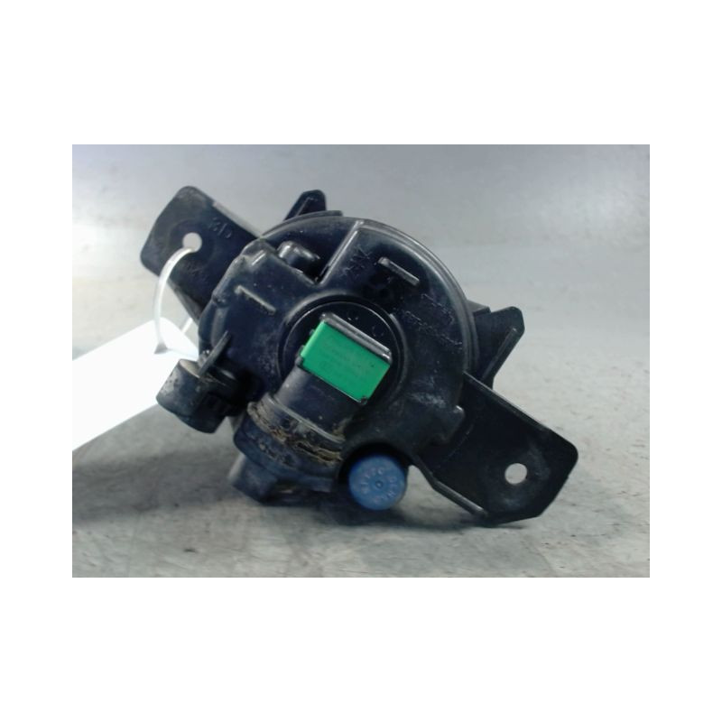 PHARE ANTIBROUILLARD AVANT DROIT RENAULT CLIO II PH.2 01-06