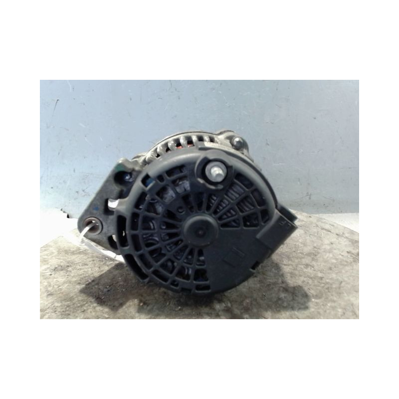 ALTERNATEUR OPEL ZAFIRA 2006-