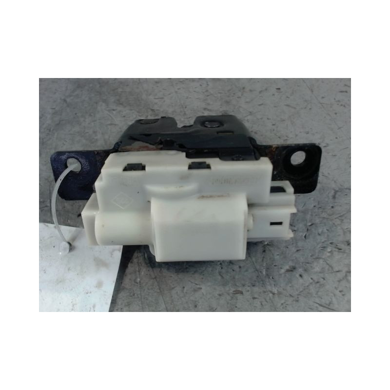 SERRURE HAYON  RENAULT SCENIC II PH1 02-06