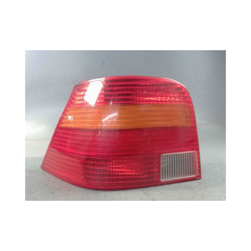 FEU ARRIERE GAUCHE  VOLKSWAGEN GOLF IV 98-2004