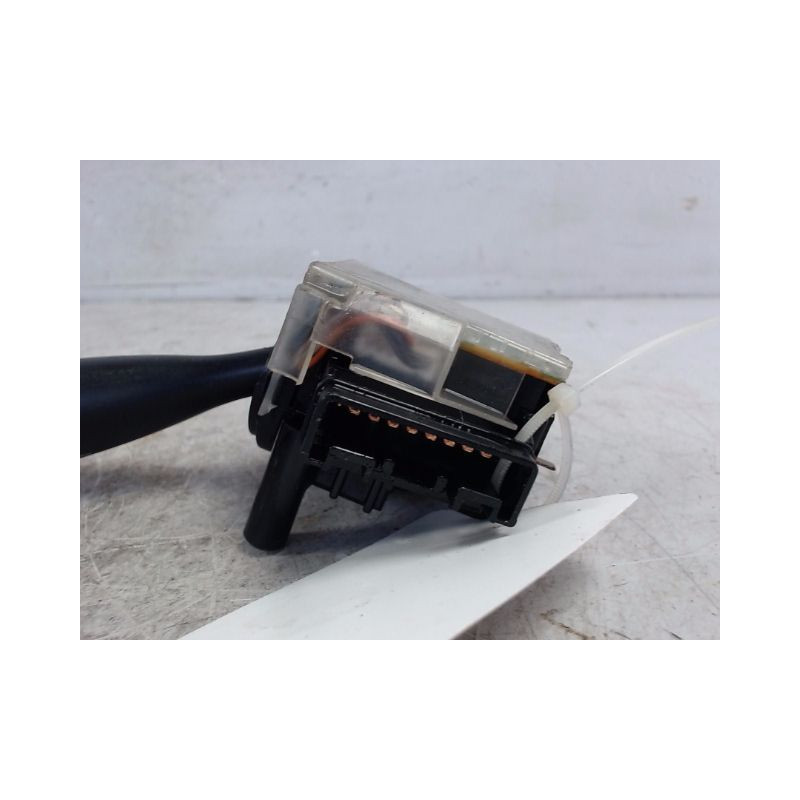 COMMANDE ESSUIE GLACE TOYOTA COROLLA 2002-