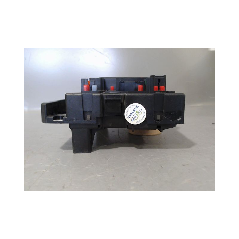 BOITE A FUSIBLES PEUGEOT 206 1998-2009