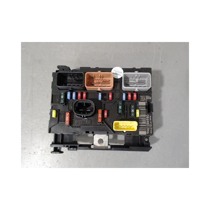 BOITE A FUSIBLES PEUGEOT 207 2006-2013
