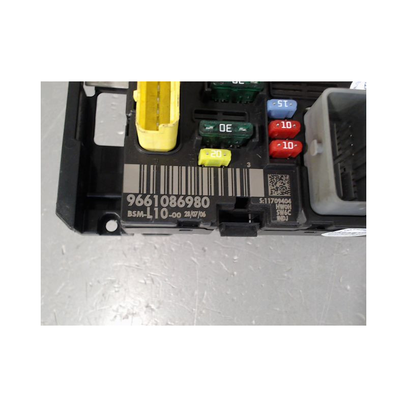 BOITE A FUSIBLES PEUGEOT 207 2006-2013