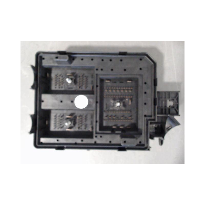 BOITE A FUSIBLES OPEL CORSA 2010-