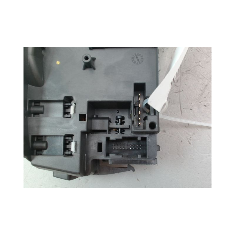 COMMANDE ESSUIE GLACE RENAULT CLIO III Phase 1 2005-2009