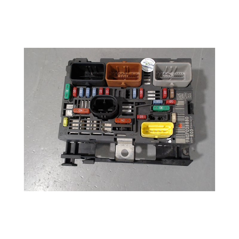 BOITE A FUSIBLES PEUGEOT PARTNER FG II PHASE 2 (B9) 2012-2015