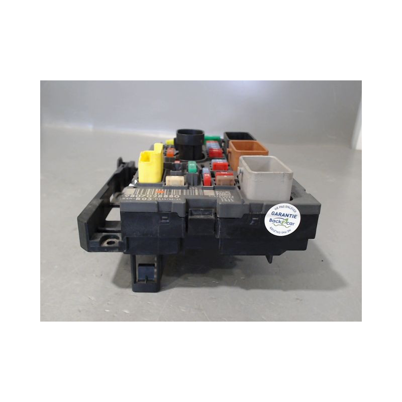 BOITE A FUSIBLES PEUGEOT PARTNER FG II PHASE 2 (B9) 2012-2015