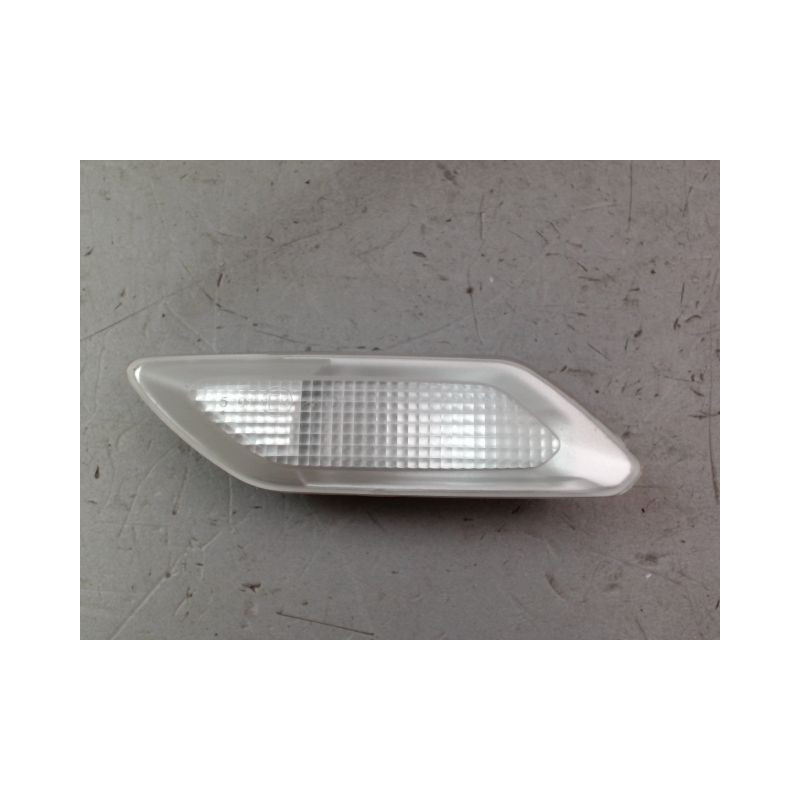 REPETITEUR AILE DROIT DACIA SANDERO 2008-