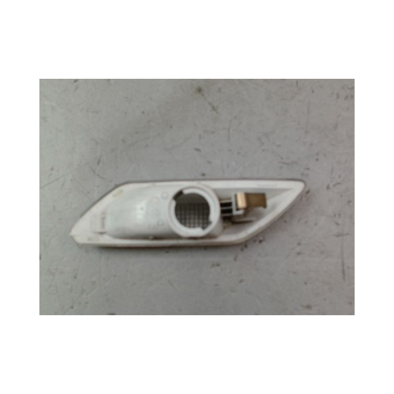 REPETITEUR AILE DROIT DACIA SANDERO 2008-