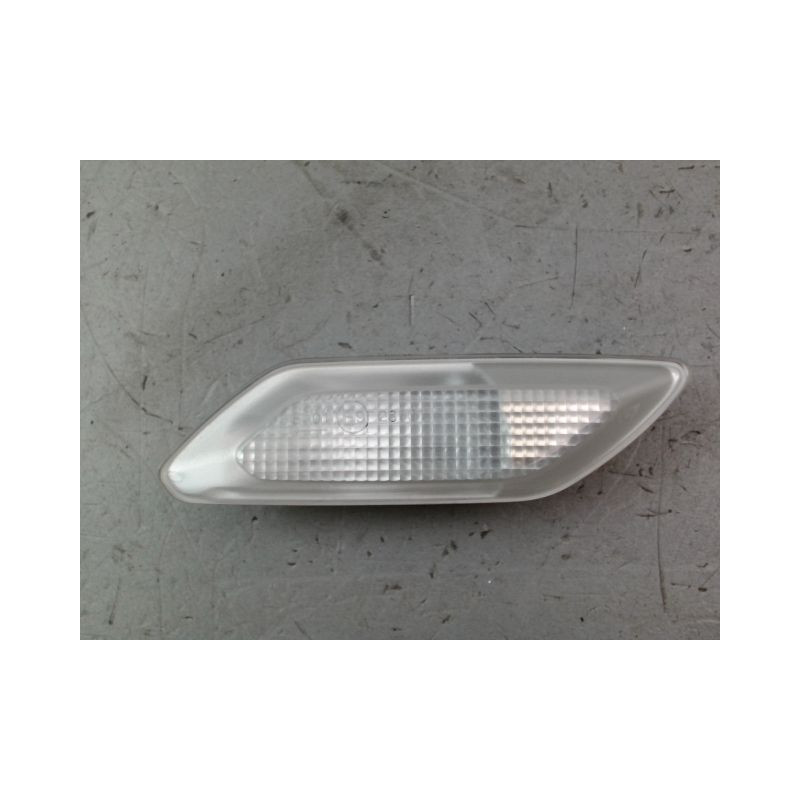 REPETITEUR AILE GAUCHE DACIA SANDERO 2008-