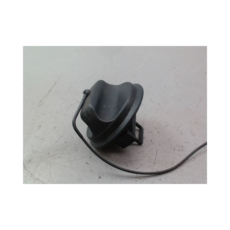 BOUCHON RESERVOIR A CARBURANT DACIA SANDERO 2008-