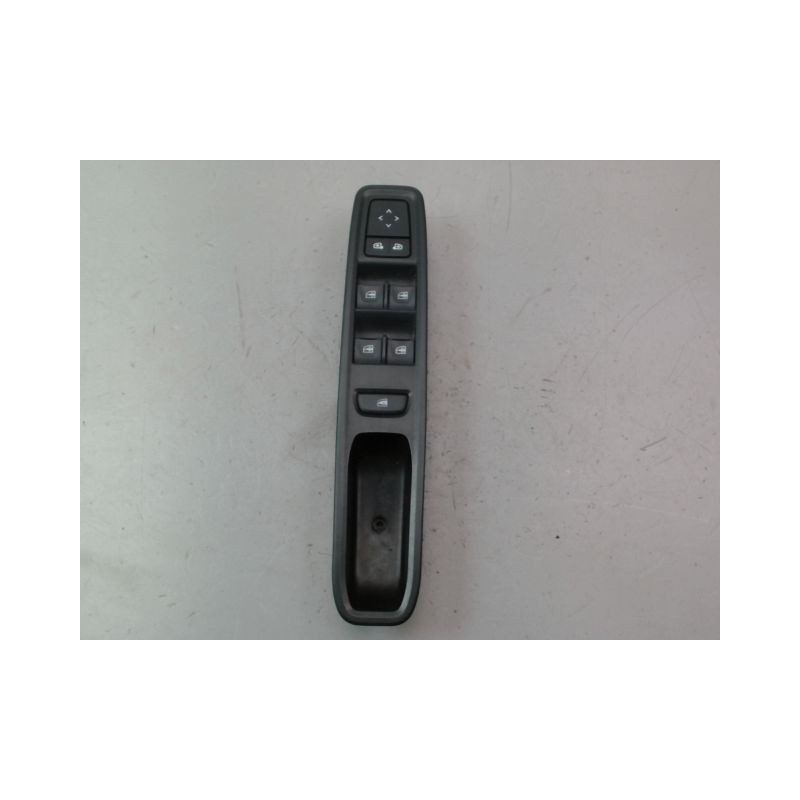 COMMANDE LEVE-GLACE PORTE AVG DACIA SANDERO 2008-