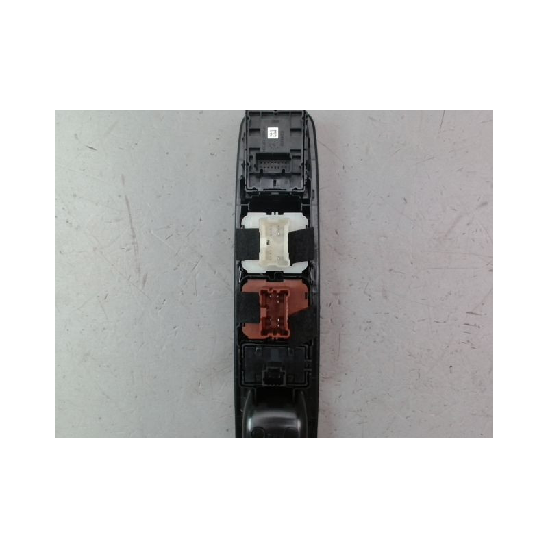 COMMANDE LEVE-GLACE PORTE AVG DACIA SANDERO 2008-