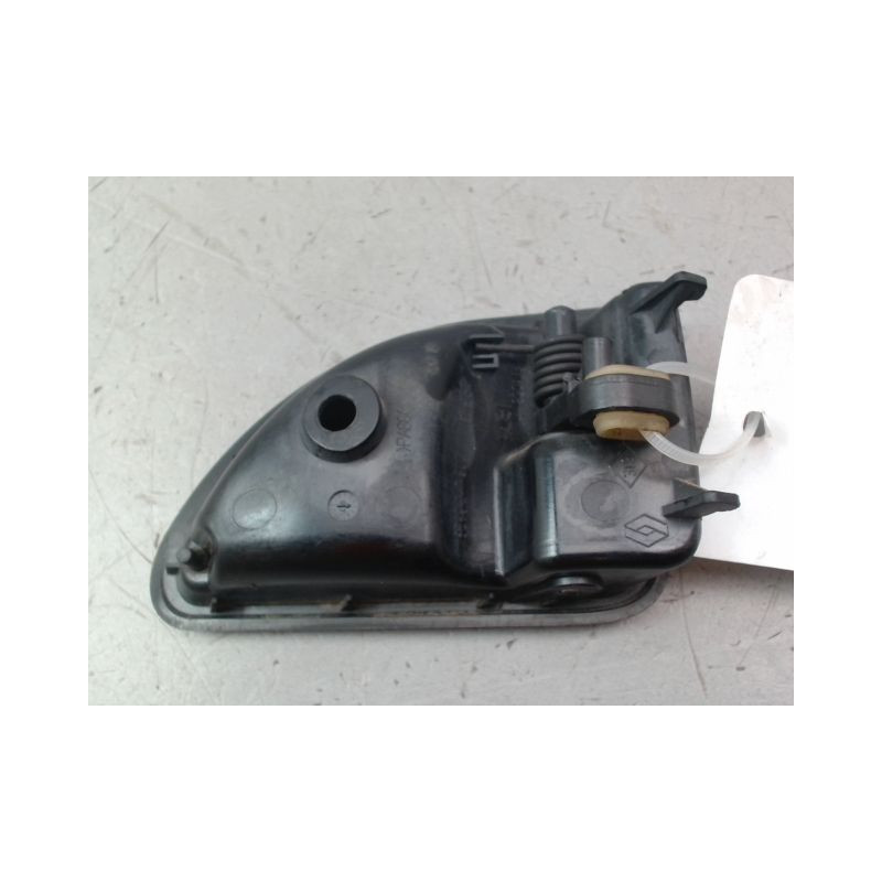 POIGNEE INTERIEURE PORTE AVANT GAUCHE RENAULT KANGOO EXPRESS I Phase 2 2003-2010