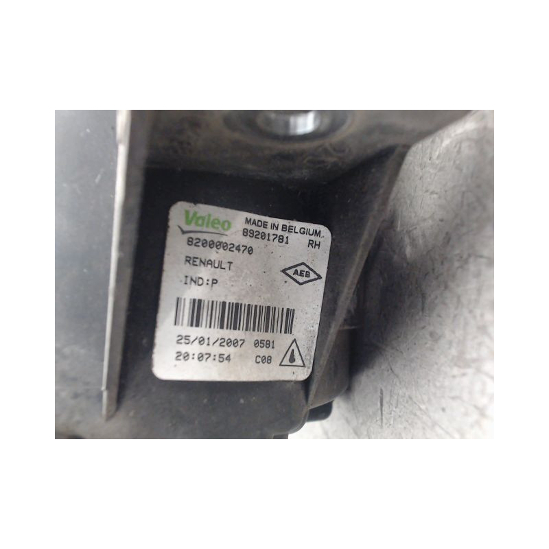 PHARE ANTIBROUILLARD AVANT GAUCHE RENAULT VEL SATIS