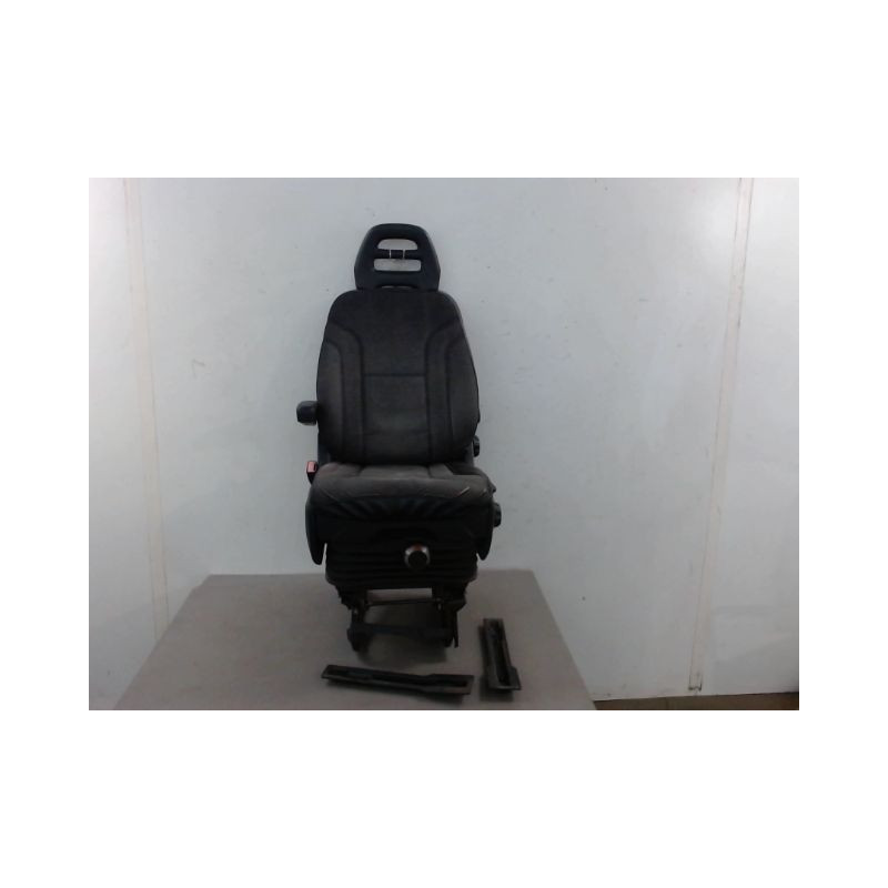 SIEGE AVANT GAUCHE IVECO 35S15