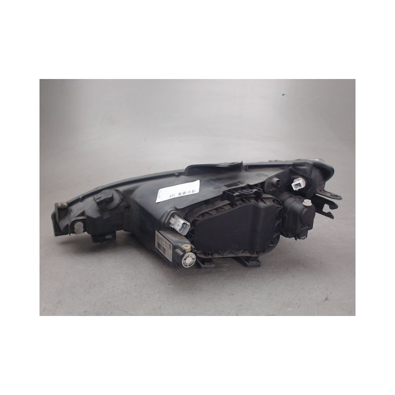 PHARE DROIT PEUGEOT 206