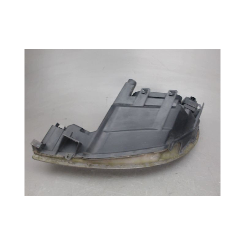 PHARE DROIT PEUGEOT 206