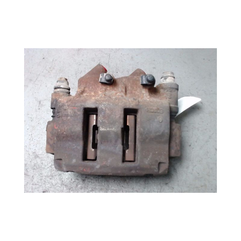 ETRIER DE FREIN AVANT GAUCHE RENAULT MASTER COURT SUREL 98-2003