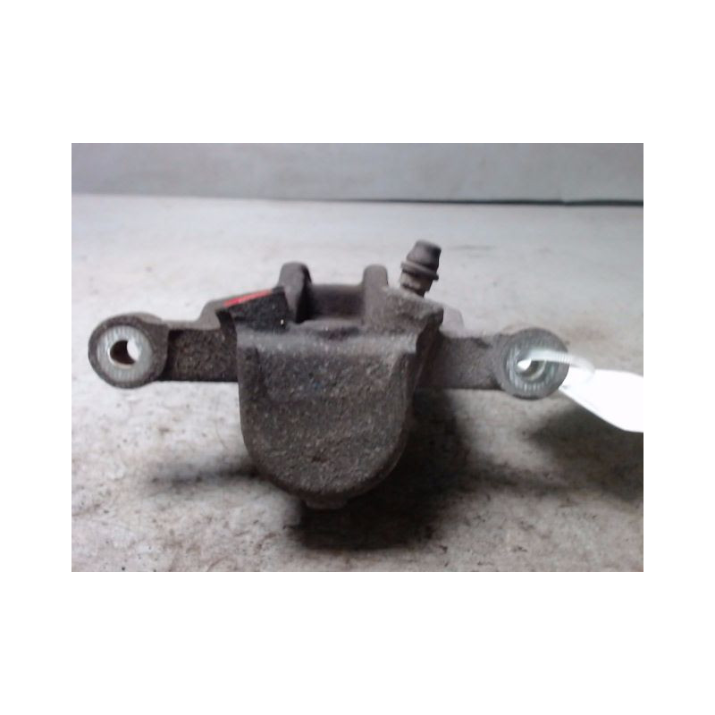 ETRIER DE FREIN ARRIERE DROIT TOYOTA COROLLA 2004-