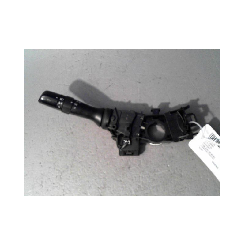 COMMANDE CLIGNOTANT TOYOTA IQ 2008-