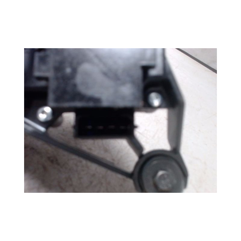 MECANISME ESSUIE-GLACE ARRIERE VOLKSWAGEN FOX