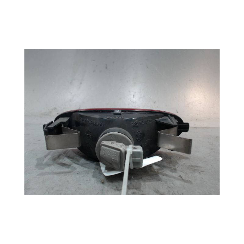 FEU BROUILLARD CENTRAL ARRIERE PEUGEOT 206