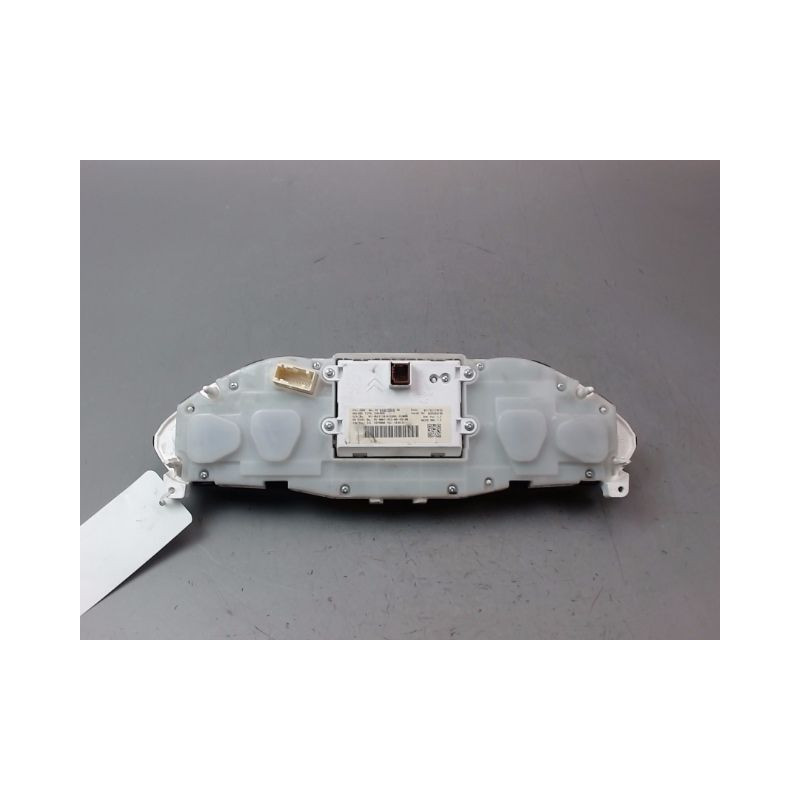 BLOC COMPTEURS PEUGEOT 2008 Phase 1 2013-...
