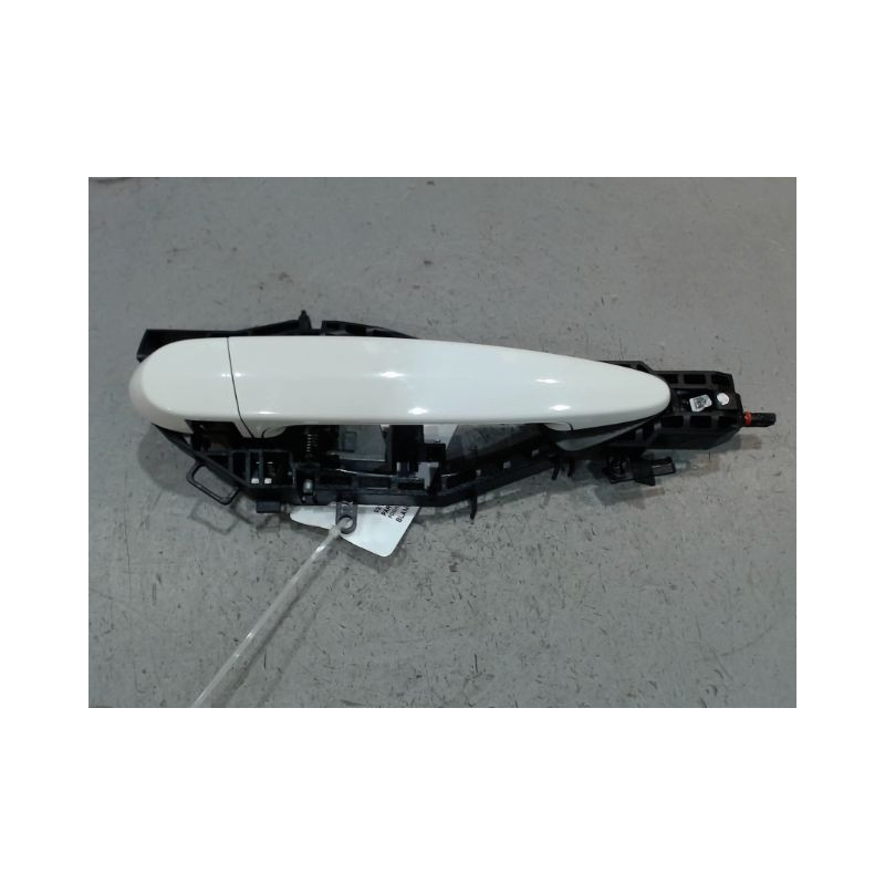 POIGNEE EXTERIEURE PORTE AVANT DROIT B.M.W. SERIE 1