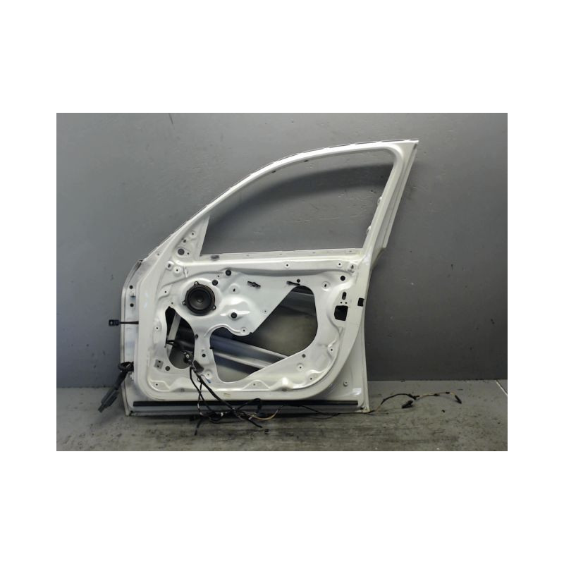PORTE AVANT DROIT B.M.W. SERIE 1