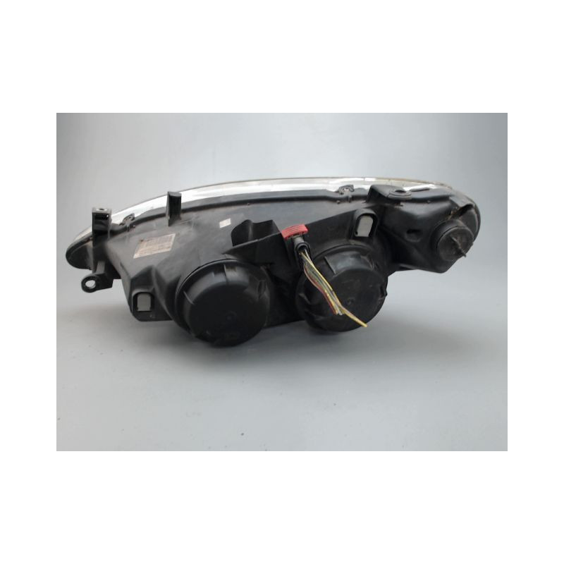 PHARE DROIT PEUGEOT 307