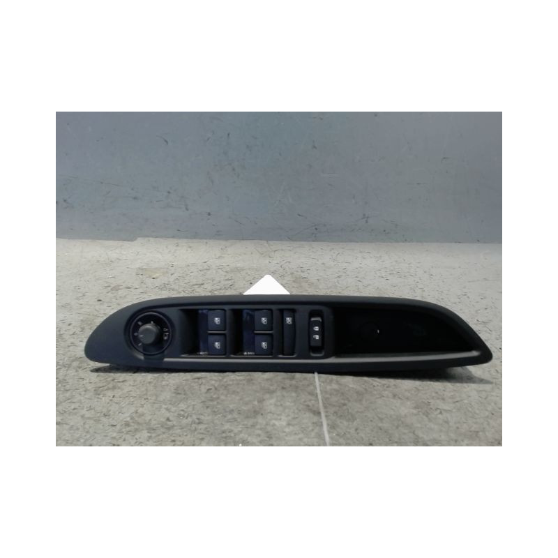 COMMANDE LEVE-GLACE PORTE AVG OPEL MOKKA