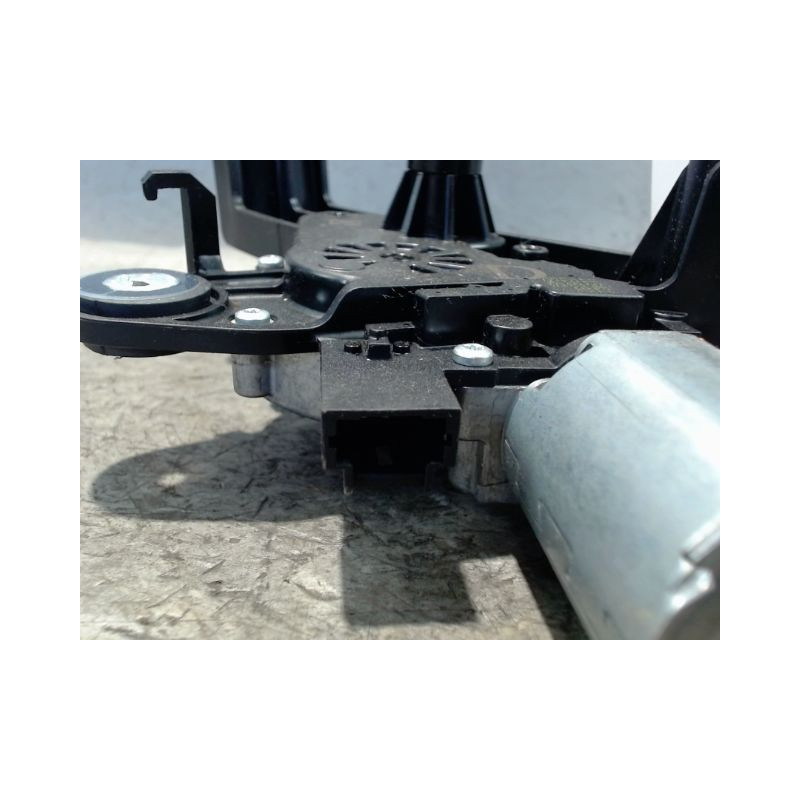 MOTEUR ESSUIE-GLACE ARRIERE DS DS7