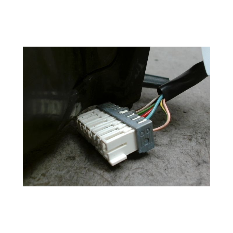 RETROVISEUR EXTERIEUR ELECTRIQUE GAUCHE PEUGEOT 406 99-04