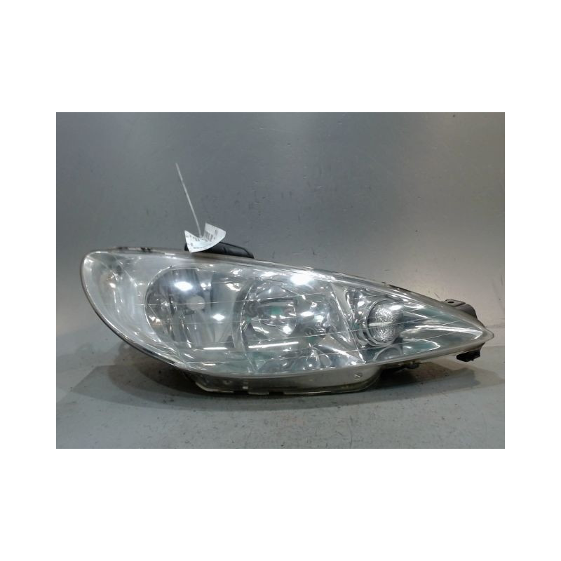 PHARE DROIT PEUGEOT 206