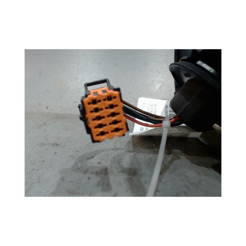 RETROVISEUR EXTERIEUR ELECTRIQUE GAUCHE PEUGEOT 206
