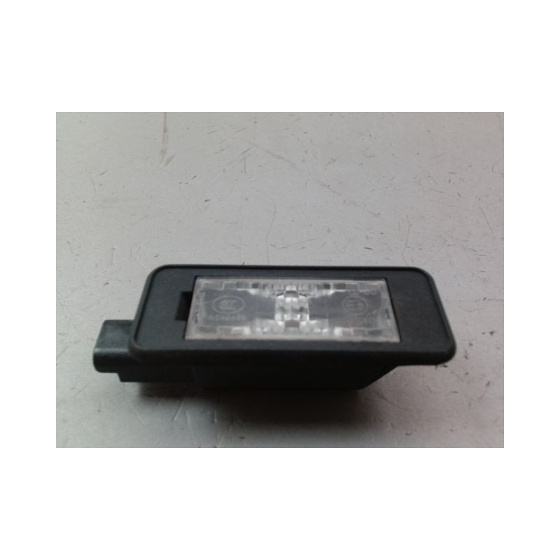ECLAIREUR PLAQUE DE POLICE GAUCHE PEUGEOT 208 Phase 1 2012-...
