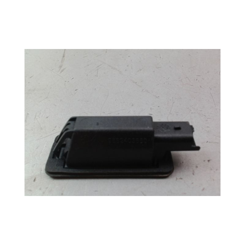 ECLAIREUR PLAQUE DE POLICE GAUCHE PEUGEOT 208 Phase 1 2012-...