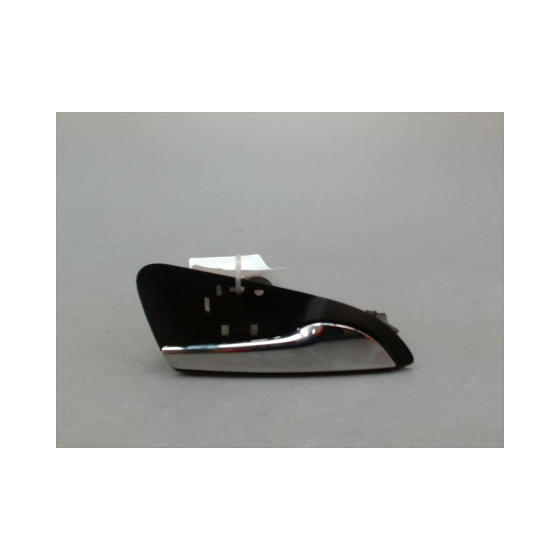 POIGNEE INTERIEURE PORTE AVANT DROIT OPEL CORSA 2010-