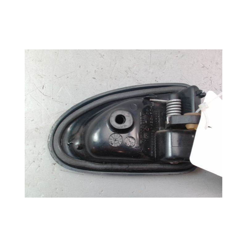 POIGNEE INTERIEURE PORTE AVANT GAUCHE RENAULT MASTER