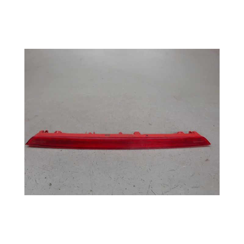 FEUX STOP SUPPLEMENTAIRE RENAULT CLIO
