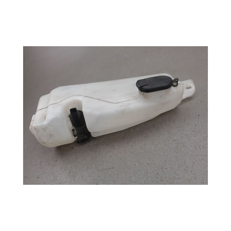 RESERVOIR LAVE-GLACE AVANT DACIA DUSTER