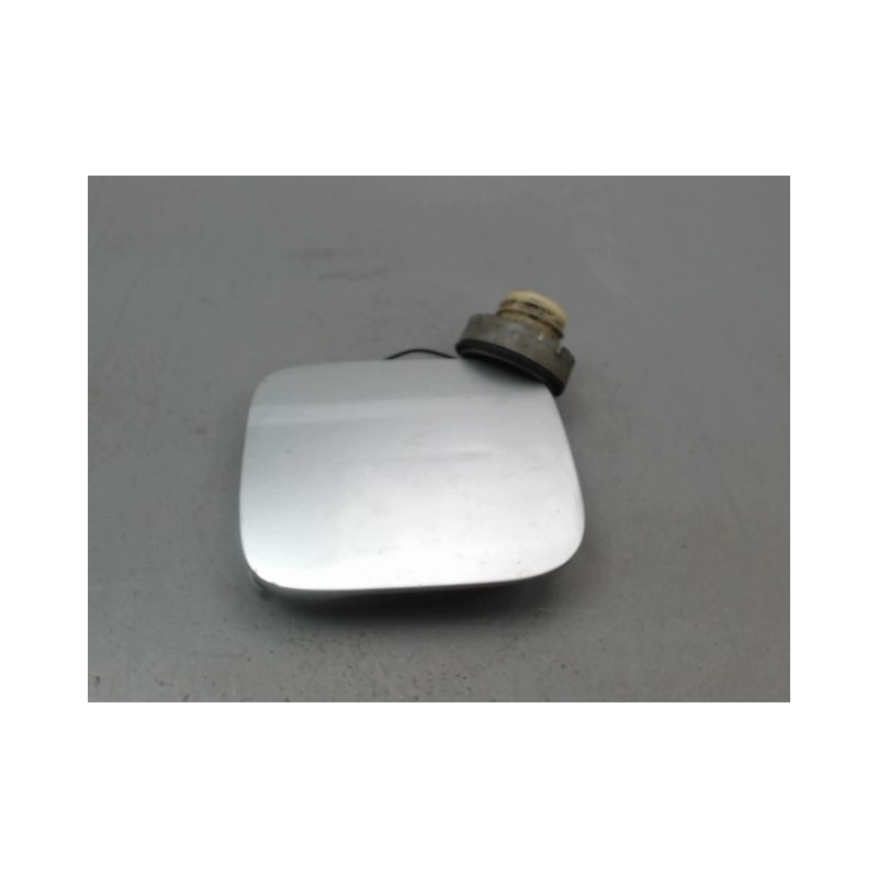 VOLET DE TRAPPE CARBURANT TOYOTA RAV4 2000-